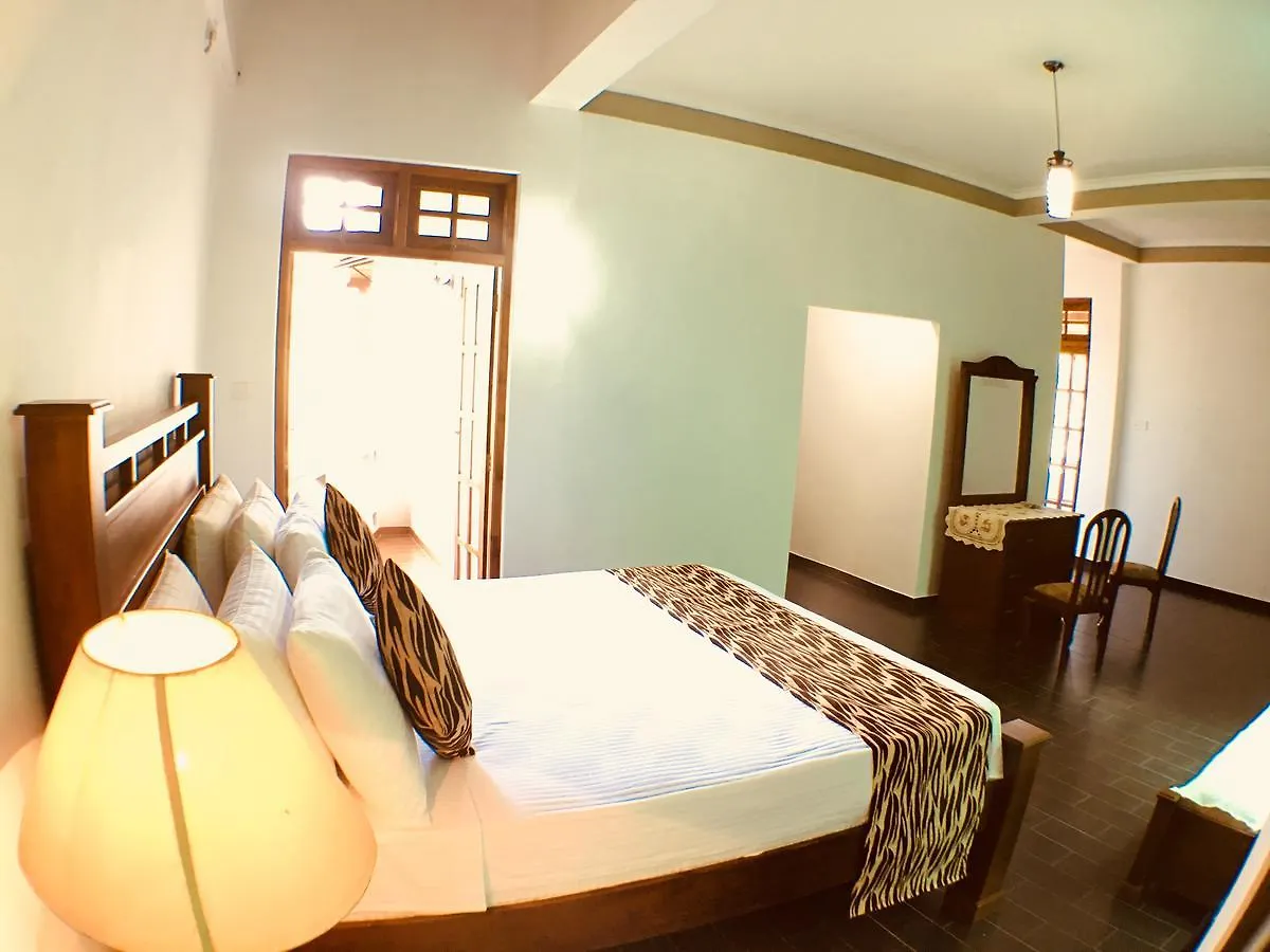 Villa Familia Kandy